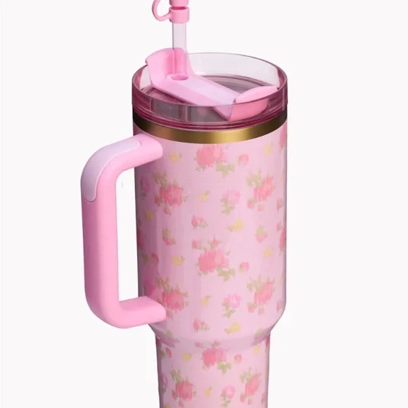 Stanley LOVE SHACK FANCY **special edition** Never opened! - Picture 4 of 6